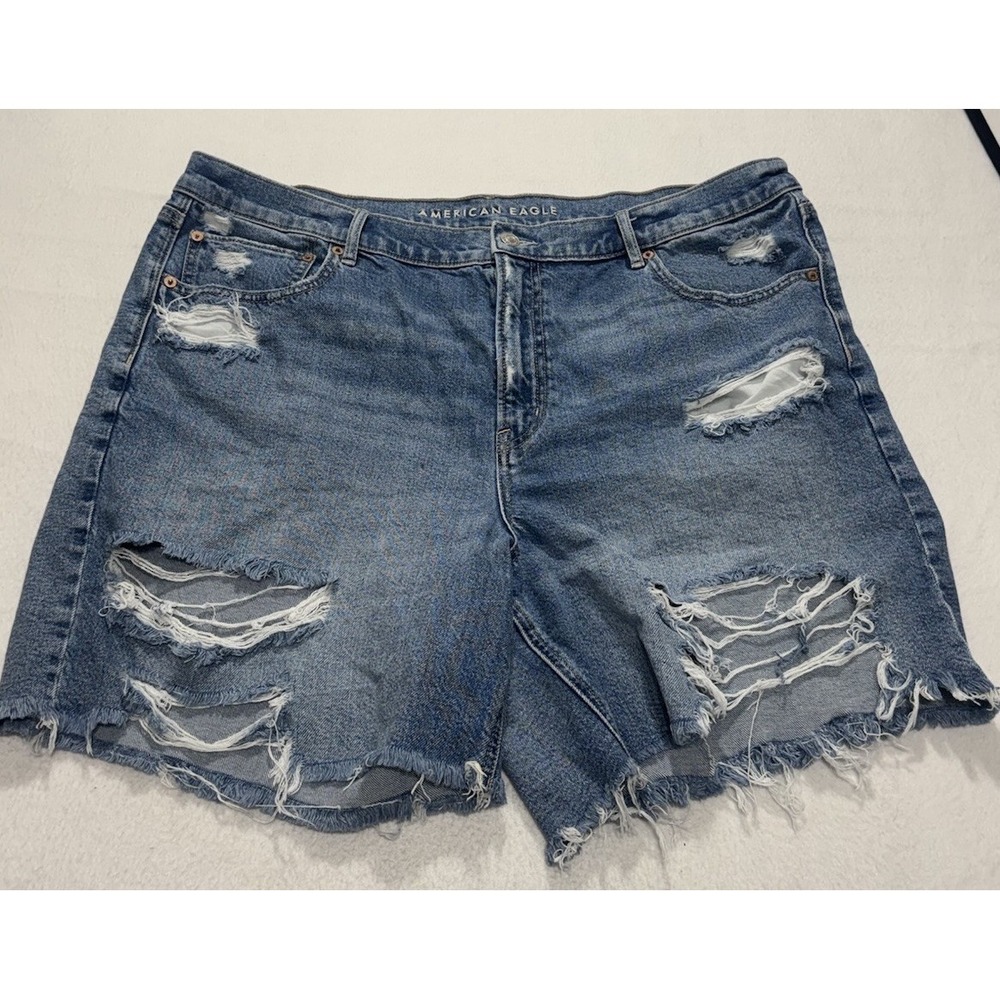 womens american eagle shorts 18 Plus Blue Denim Distressed
